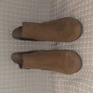 Vince Camuto Booties
